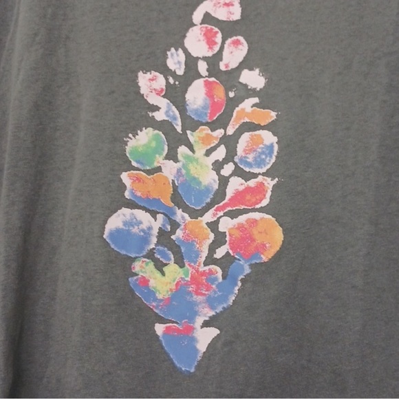 Free People Movement Inspire Logo Top NWOT - Picture 3 of 10